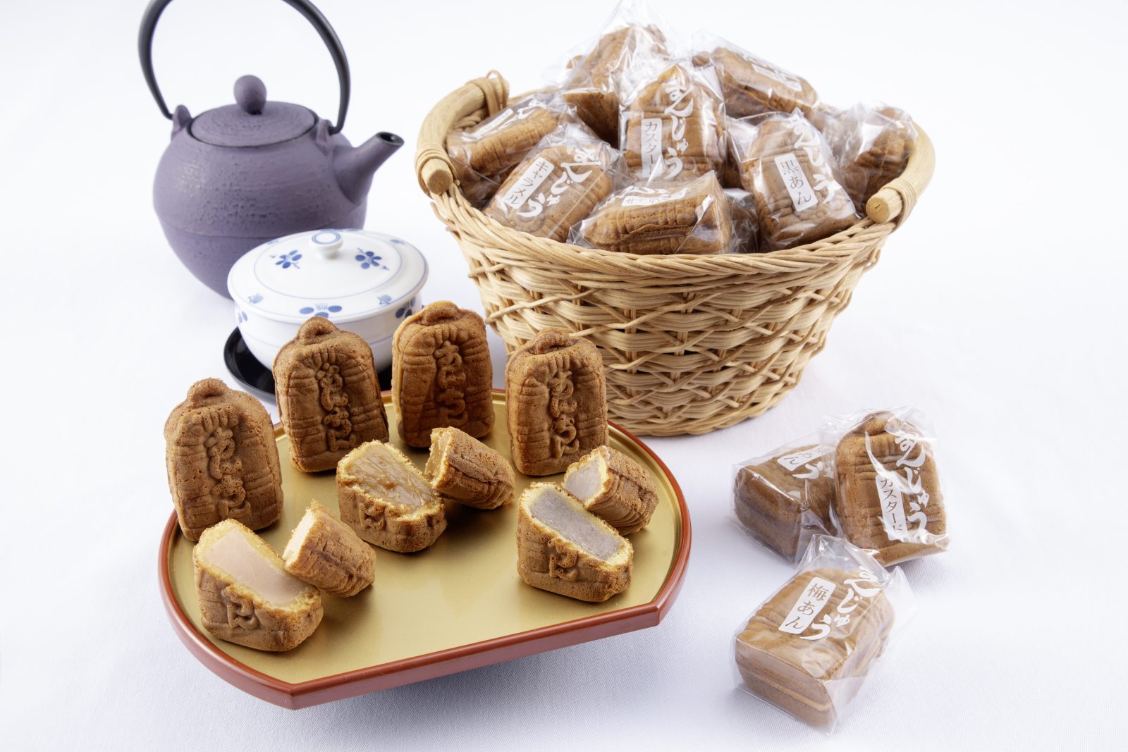 All-you-can-filled fishing bell manju