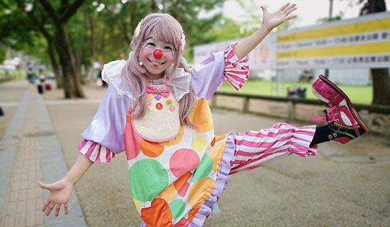 ピエロパフォーマンス